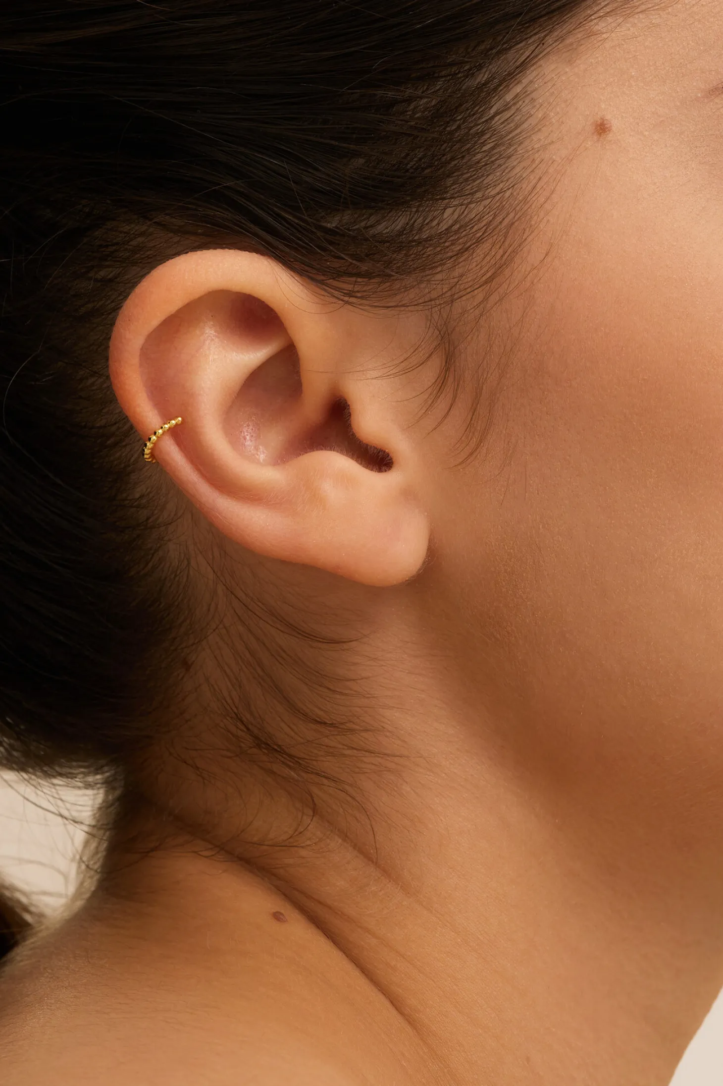 ear_cuff_june_dots_2-1.webp Les Soeurs Ear Cuff June Dots Gold Online