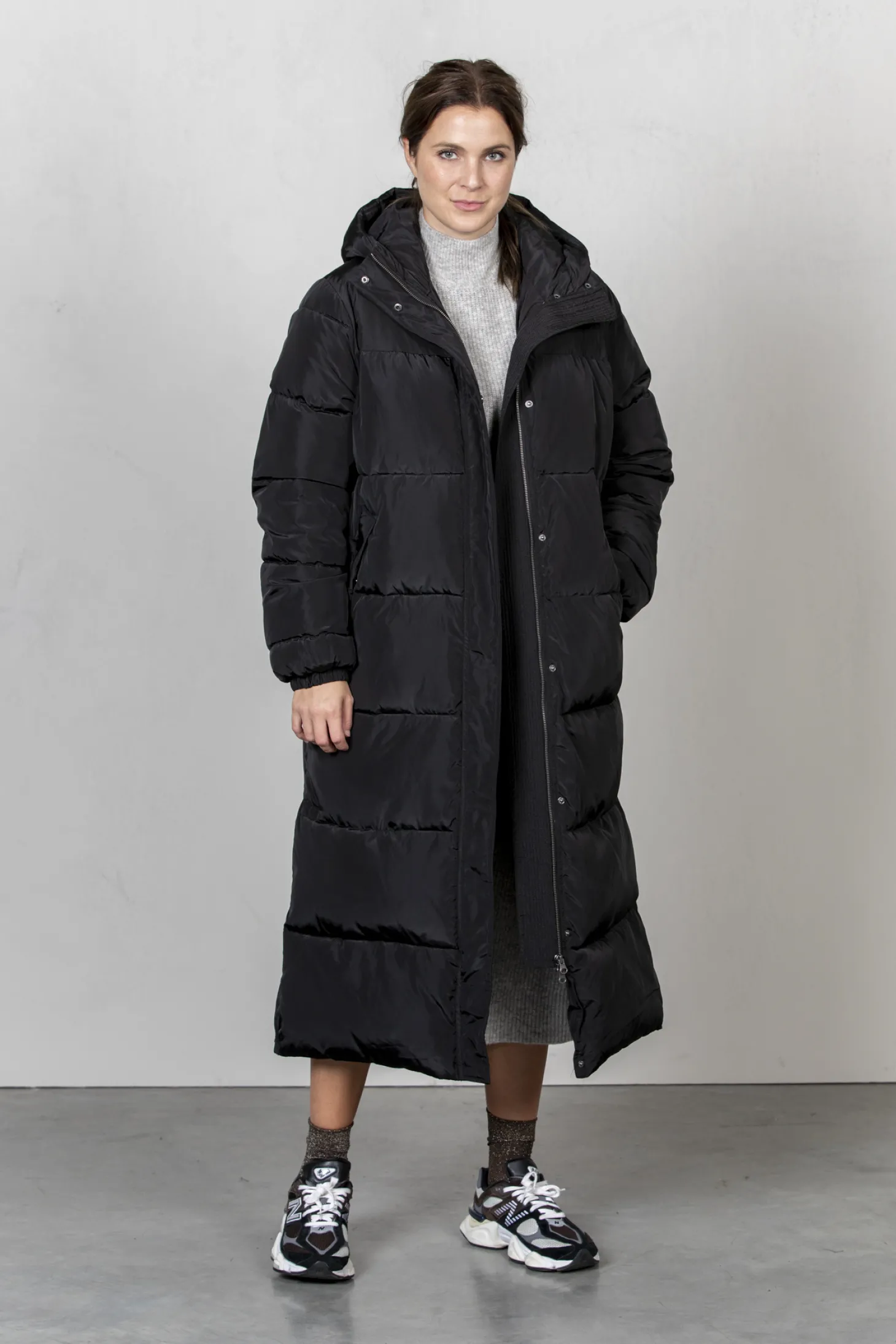 longline_gewatteerde_jas_colin_2.webp Les Soeurs Longline Gewatteerde Jas Colin Black Sale