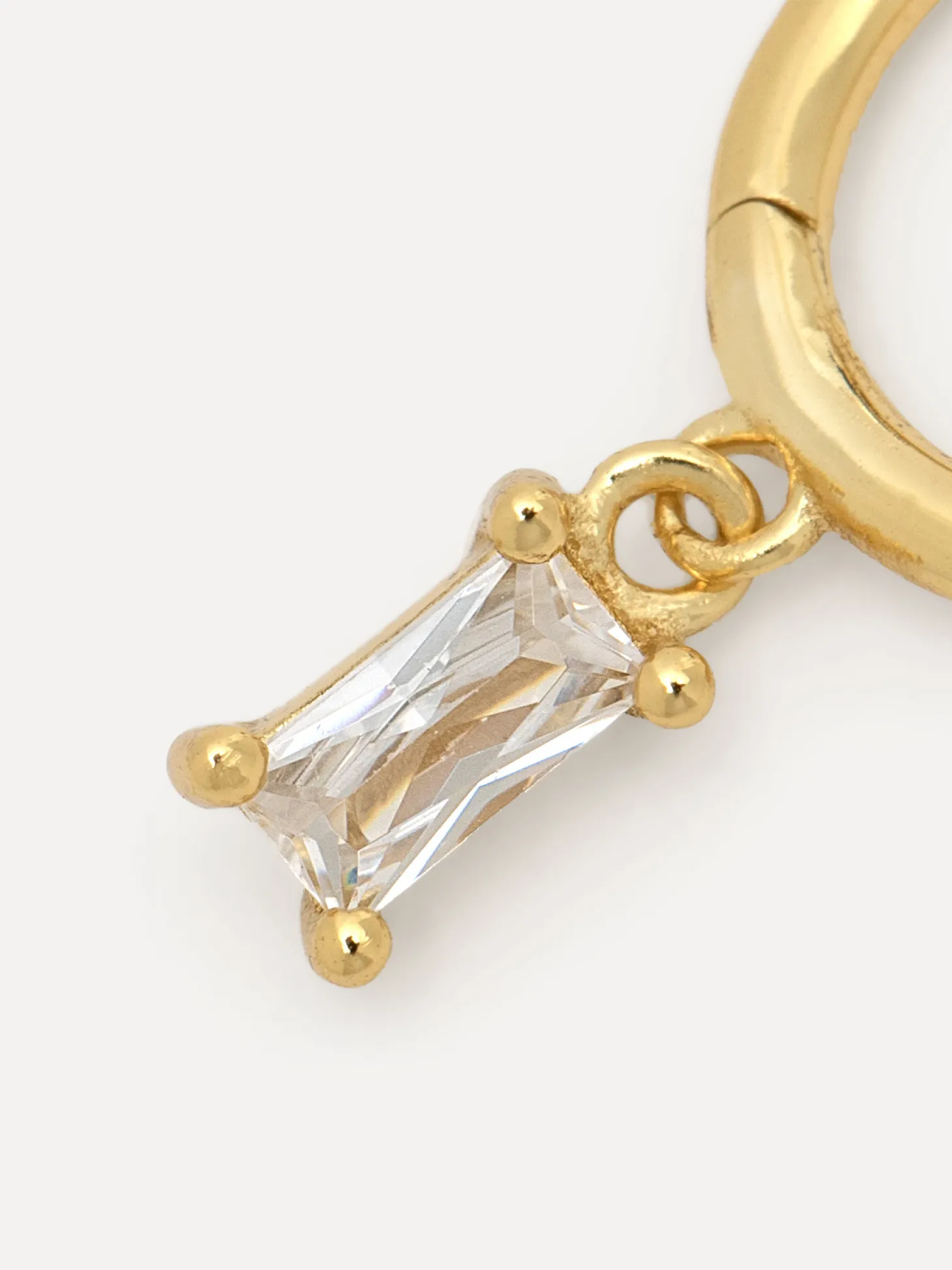 oorbel_jeanne_hanging_baguette_3-1.webp Les Soeurs Oorbel Jeanne Hanging Baguette Store
