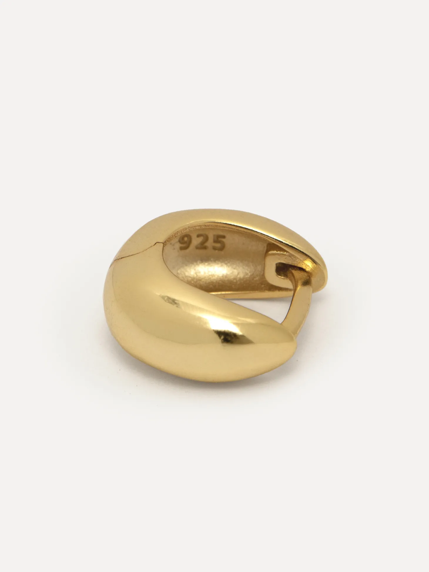 oorbel_joanne_chunky_drop_mini_1.webp Les Soeurs Oorbel Joanne Chunky Drop Mini Gold Store