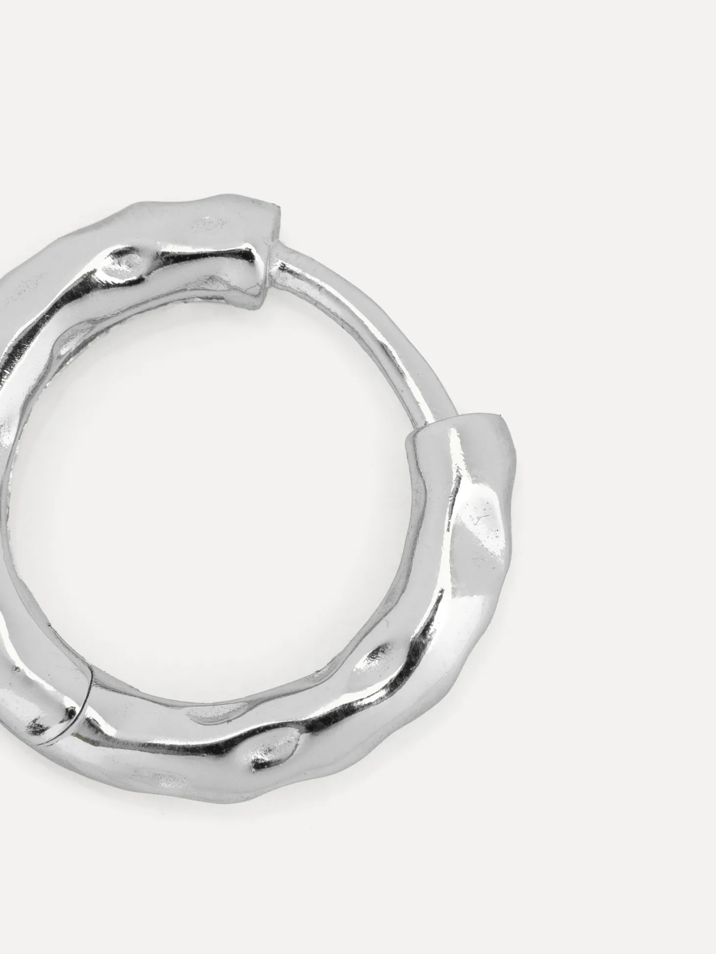 Les Soeurs Oorbel Joanne Hammered Silver Flash Sale