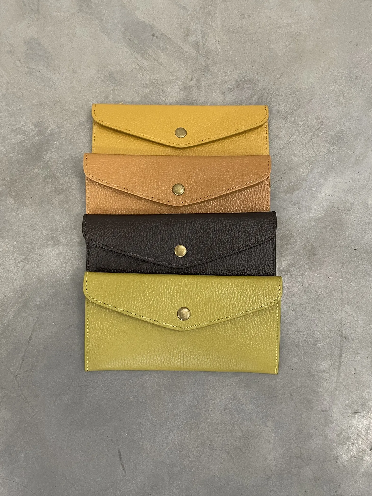 Les Soeurs Portemonnee Arthur Olive Flash Sale