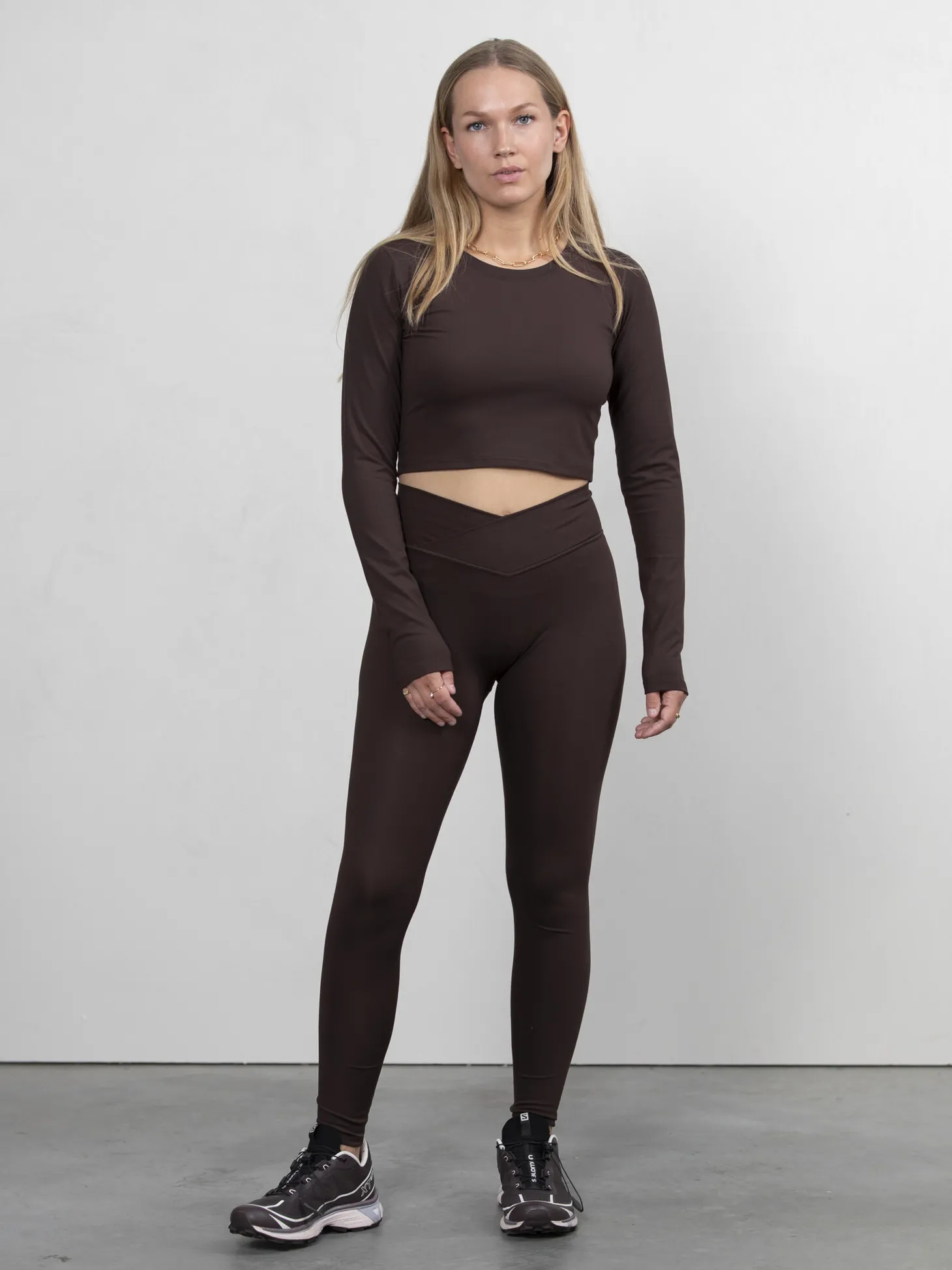 sportlegging_aniek_2.webp Les Soeurs Sportlegging Aniek Brown New