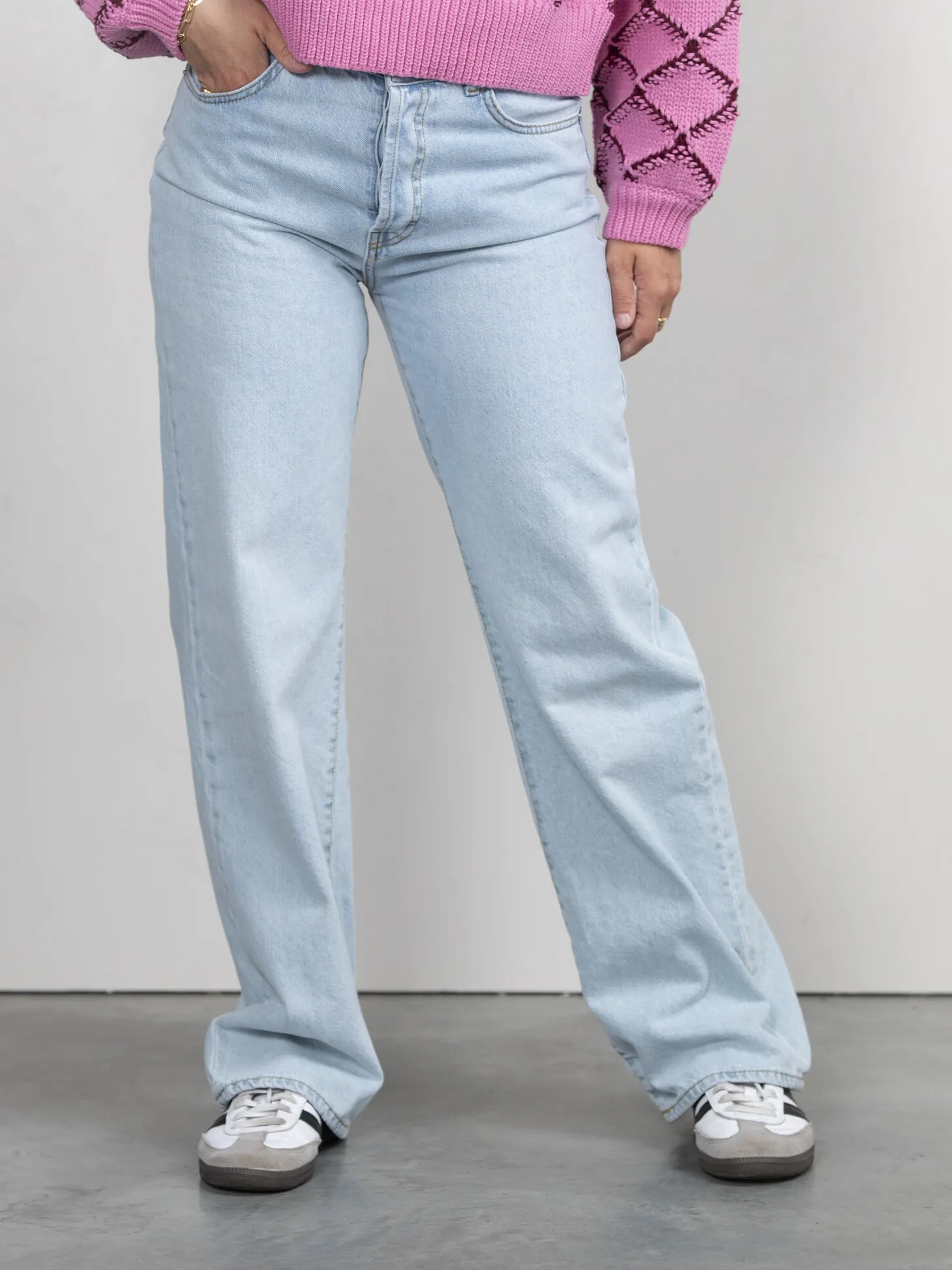 straightfit_jeans_jodie_3.webp Les Soeurs Straight-Fit Jeans Jodie Light Blue Best