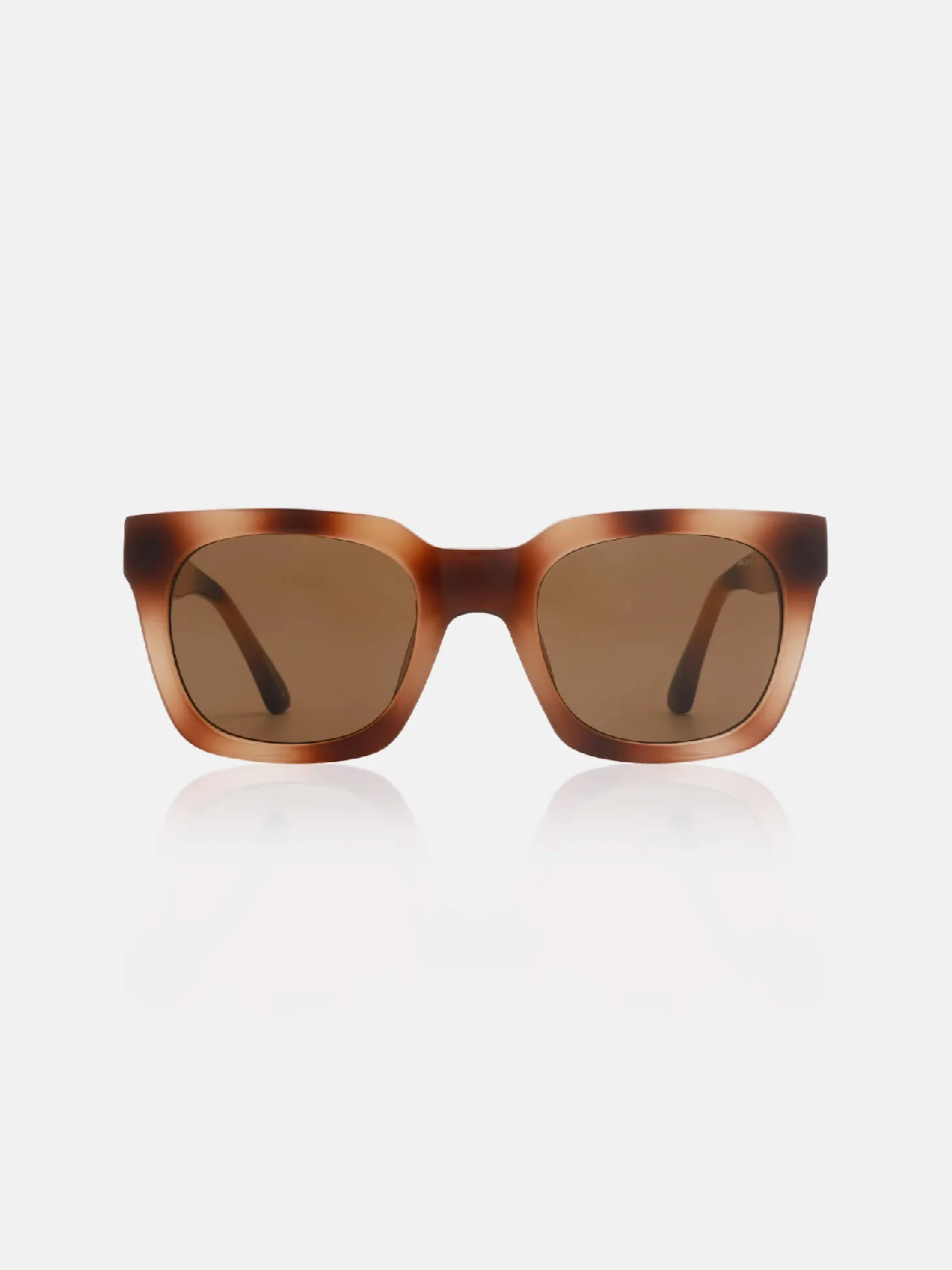 zonnebril_nancy_4.webp A.Kjaerbede Zonnebril Nancy Demi Brown Store